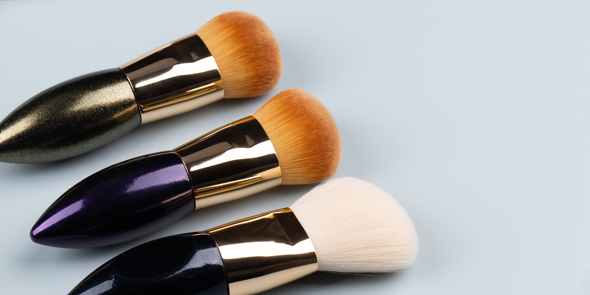 Pearlescent Series makeup brushes