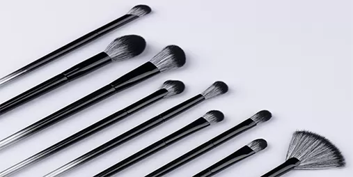 5 Key Factors to Consider When Choosing a Custom Makeup Brush Manufacturer