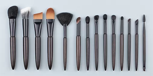 Guide to Storing Your Makeup Brushes